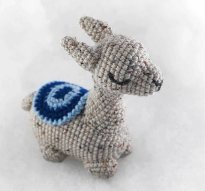 LLAMA AMIGURUMI FREE CROCHET PATTERN